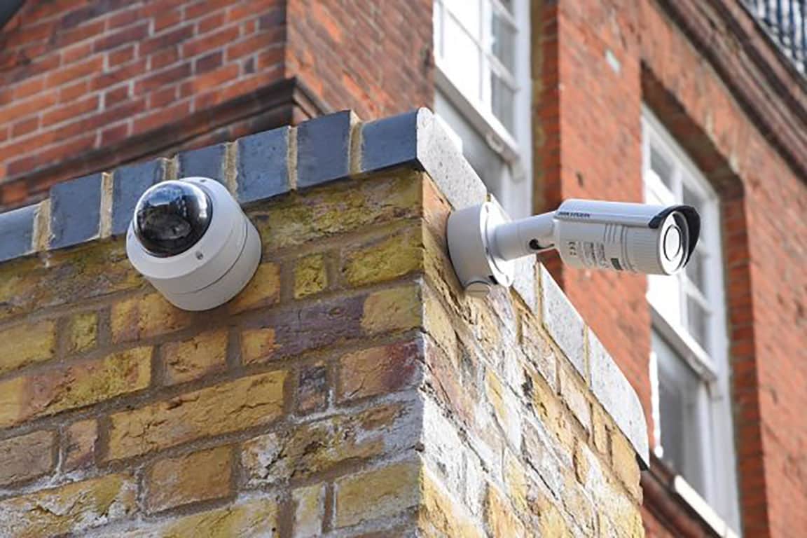Bullet vs Dome Cameras for Security Tampa comparison of bullet vs dome cameras